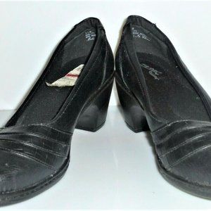 SH2 -- Easy Street Comfort Wave Woman's Black Pumps Low Heel Shoes SZ 11